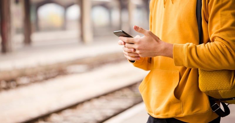 Camping écologique accessible en train en Europe : 8 spots sans voiture